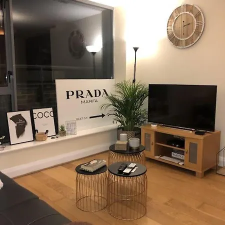 Apartment снеск Q,r-с0de First -,-lovely Place In City Center